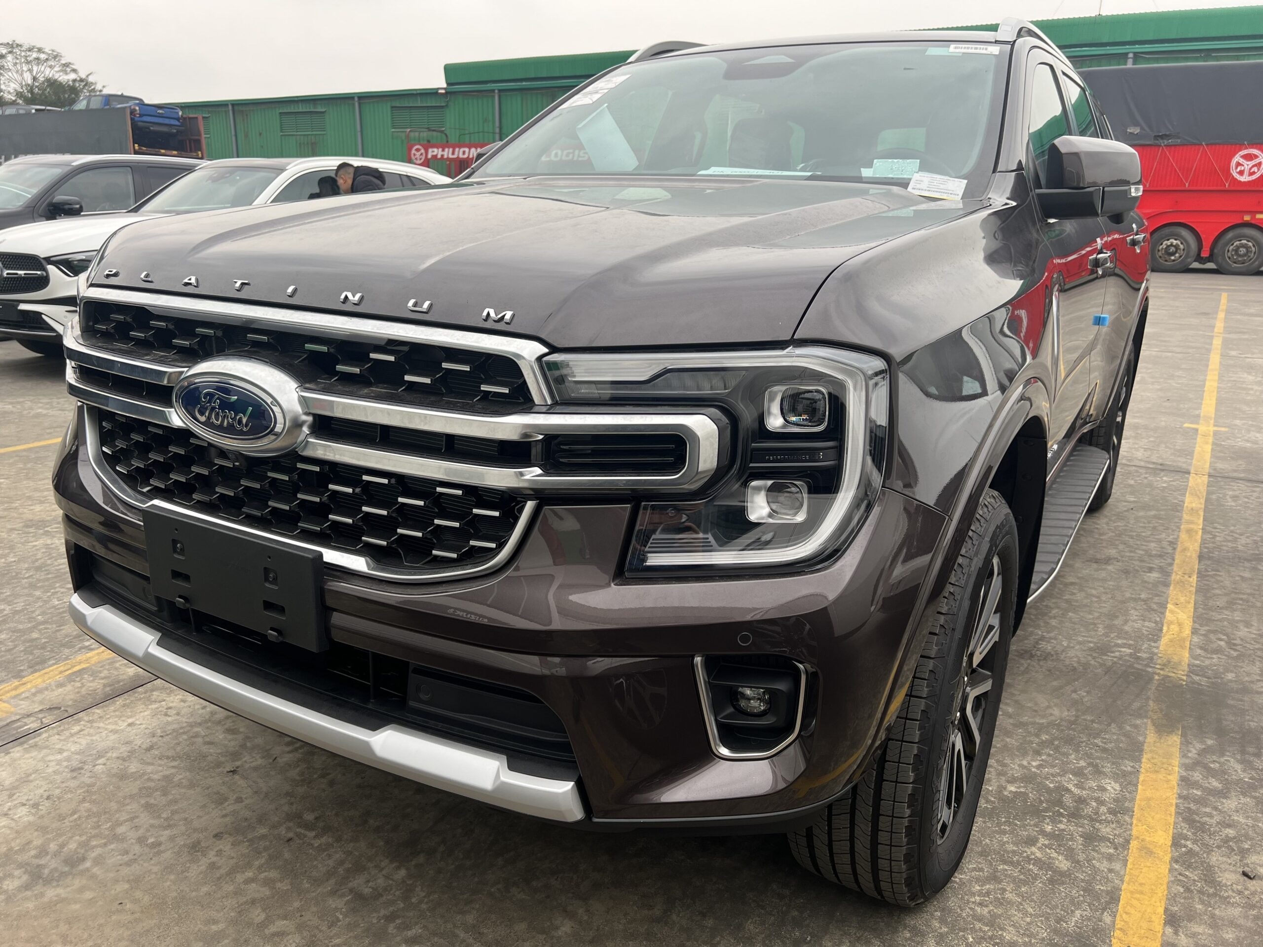 Đầu Xe Everest Platinum