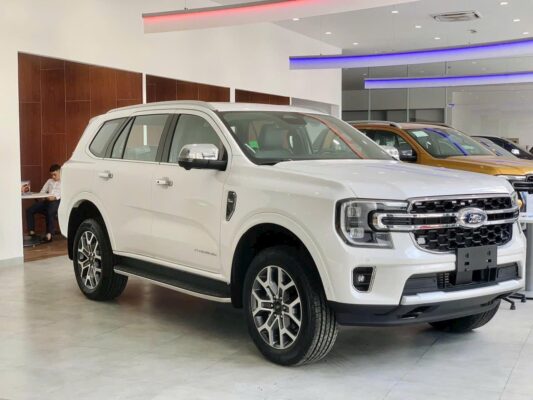 So sánh các bản ford everest