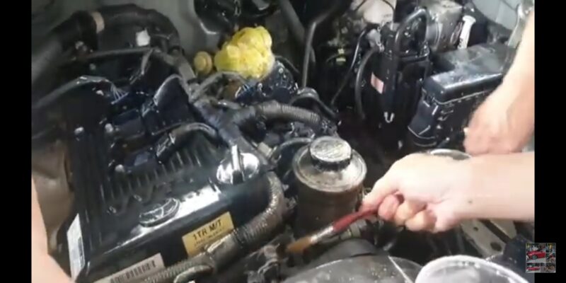 Che chắn bảo vệ các giắc cắm và cảm biến