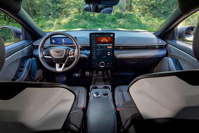 Nội Thất Ford Mustang 