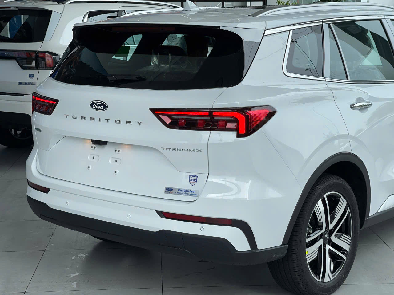 Đuôi xe Territory 2025